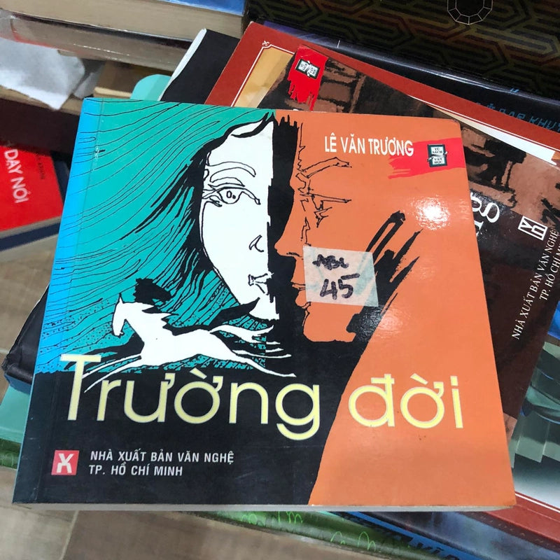 Sách Trường Đời